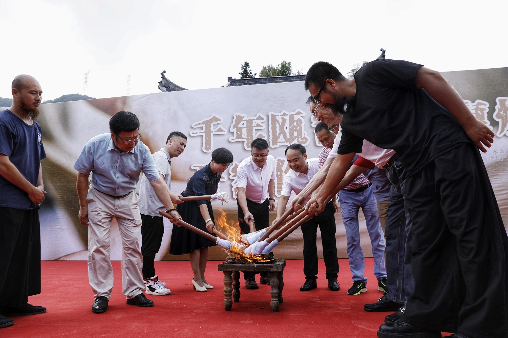 4龙窑复烧点火仪式.jpg