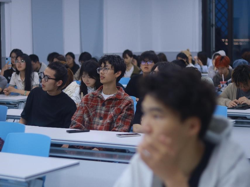 02.jpg