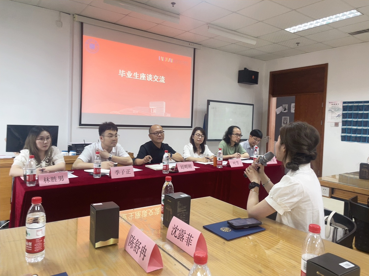 图4.jpg